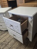 Pair of White French Country Nightstands with Glass Crystal Knob Handles - Image 3