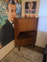 A Mid-Century Danish Teak Corner Bar Cabinet by Gunni Omann for Omann Jun ​ - Image 10