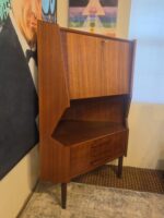 A Mid-Century Danish Teak Corner Bar Cabinet by Gunni Omann for Omann Jun ​ - Image 7