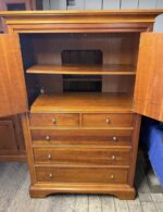 Stanley Furniture Made in USA Dresser Wardrobe Armoire 45”W - Image 4