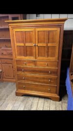 Stanley Furniture Made in USA Dresser Wardrobe Armoire 45”W