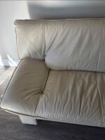 Vintage Cream Leather Postmodern Couch, Italy, 1980s Nicoletti Italia Style No Tags  - Image 3
